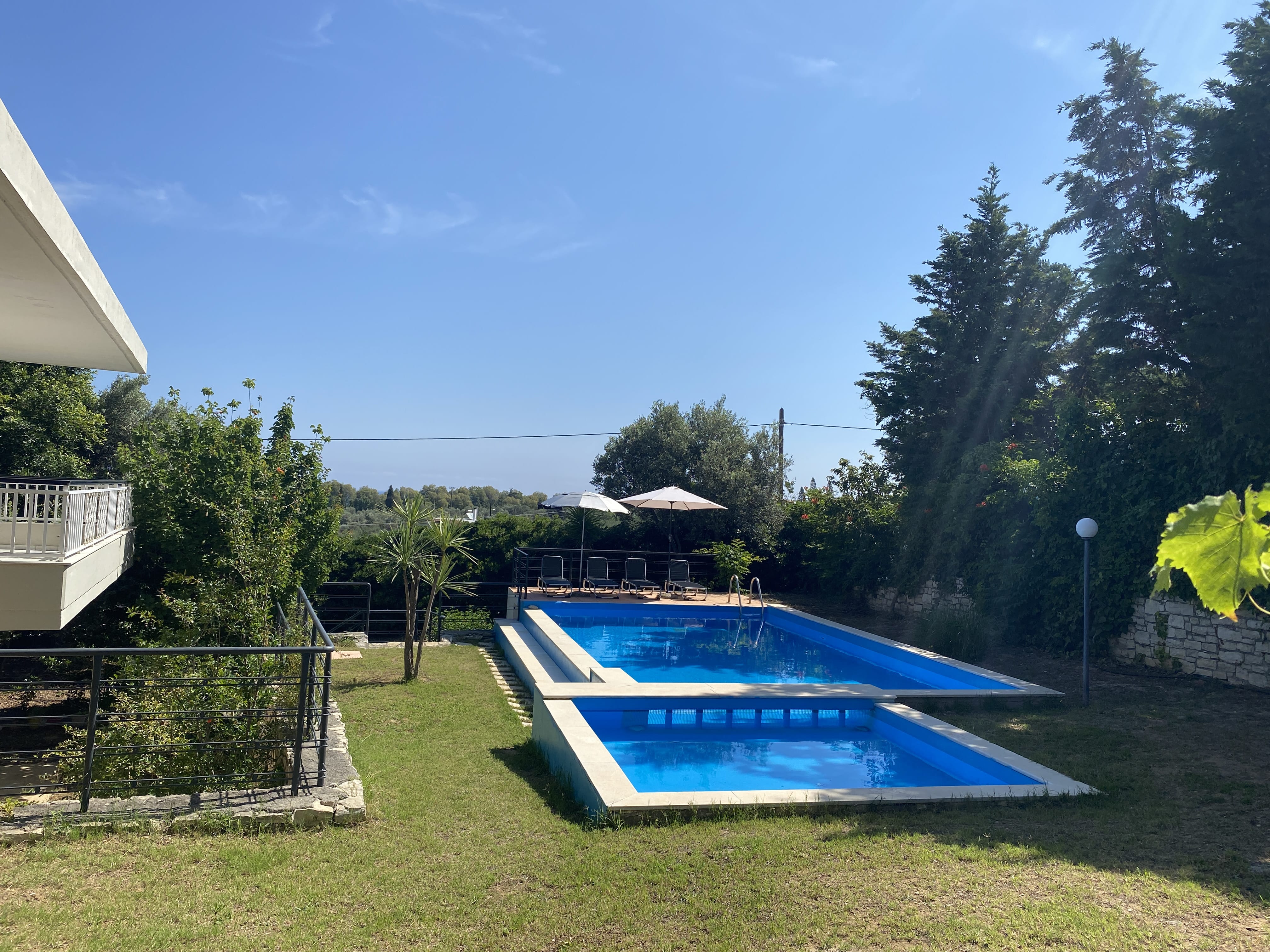 Villa George - Photo 2